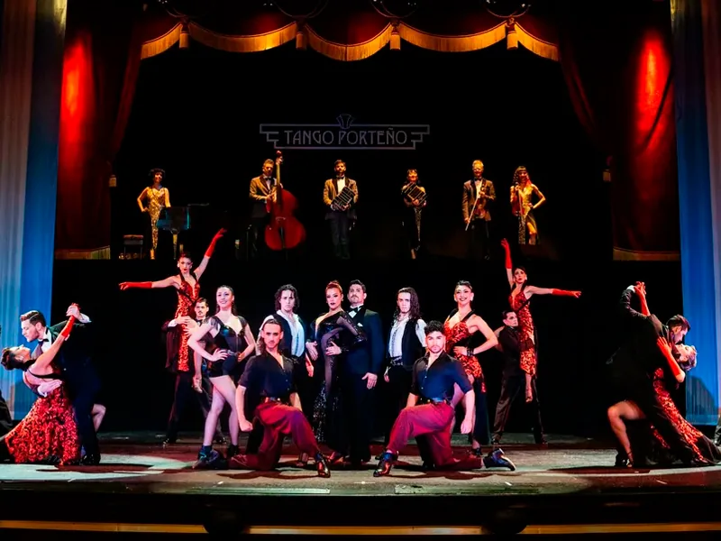 ✦PLATEA✦ DÎNER GOURMET + BOISSONS + SPECTACLE DE TANGO ET DE FOLKLORE